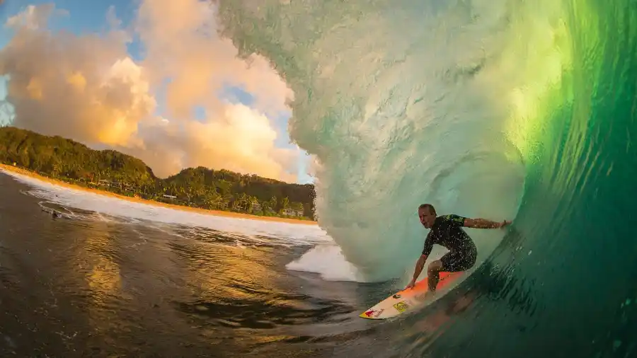 Pipeline Hawaii USA