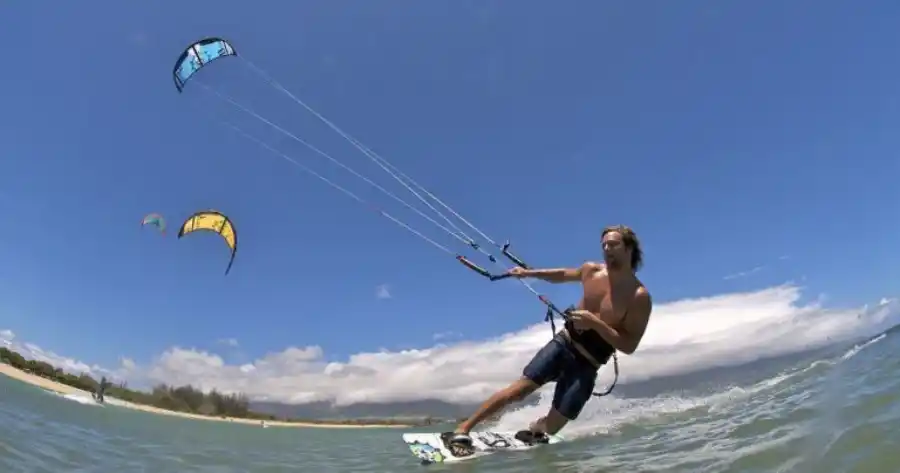 kitesurf
