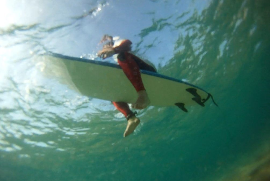 Surf como terapia en Suances